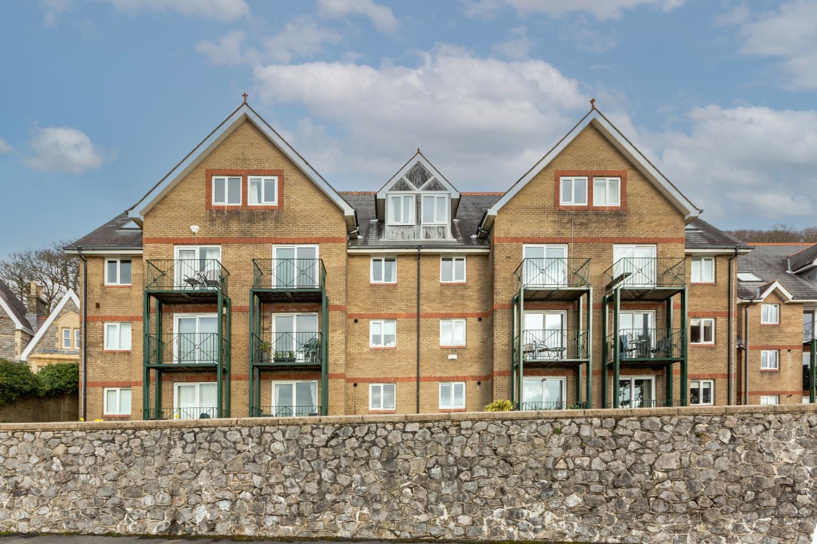 Langland Bay Road, Langland, Swansea, SA3 4QZ